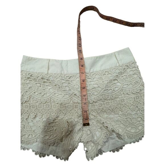 Loft Crochet Cream Shorts Sz 2 - Picture 3 of 6